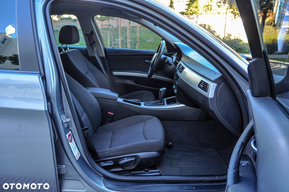 BMW Seria 3 - 11