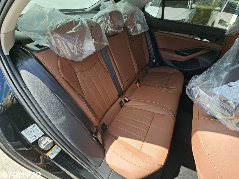 Skoda Superb 2.0 TSI 4x4 L&K DSG - 10
