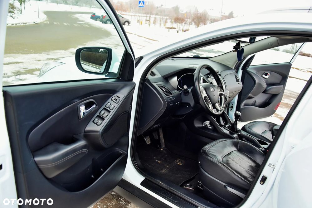 Hyundai ix35 1.7 CRDi Classic 2WD - 17