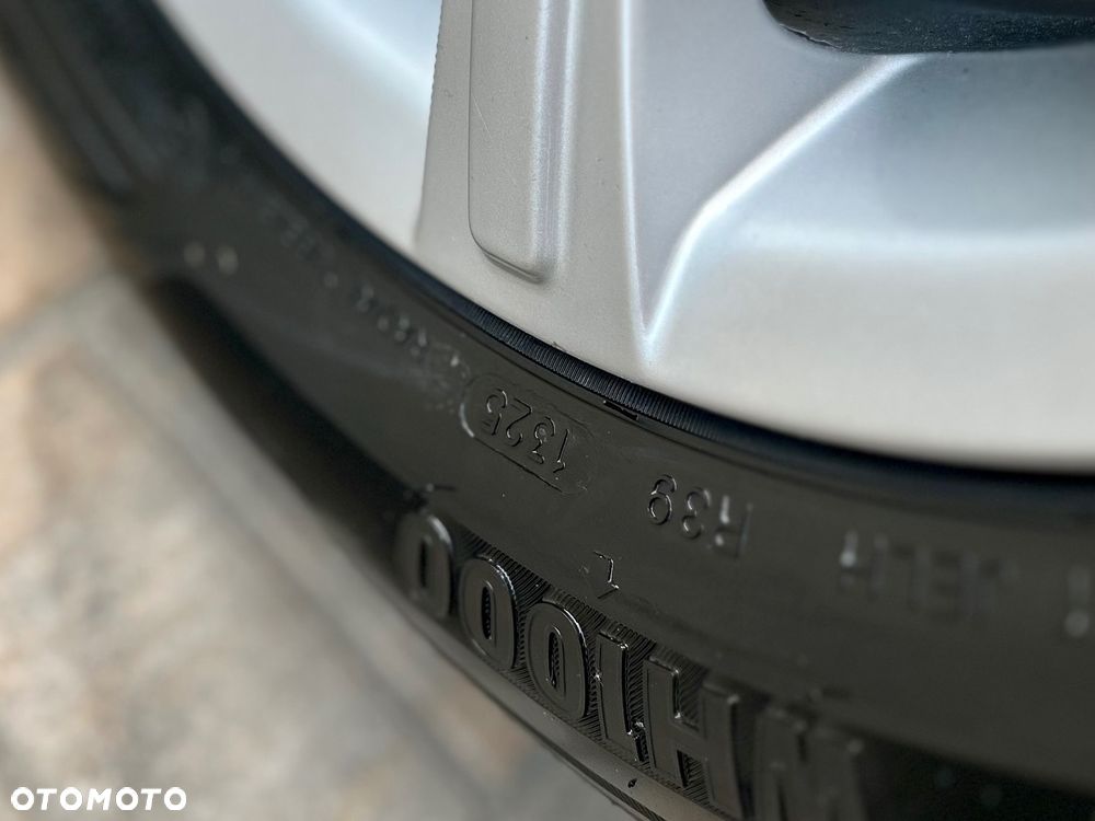 Toyota Auris - 28
