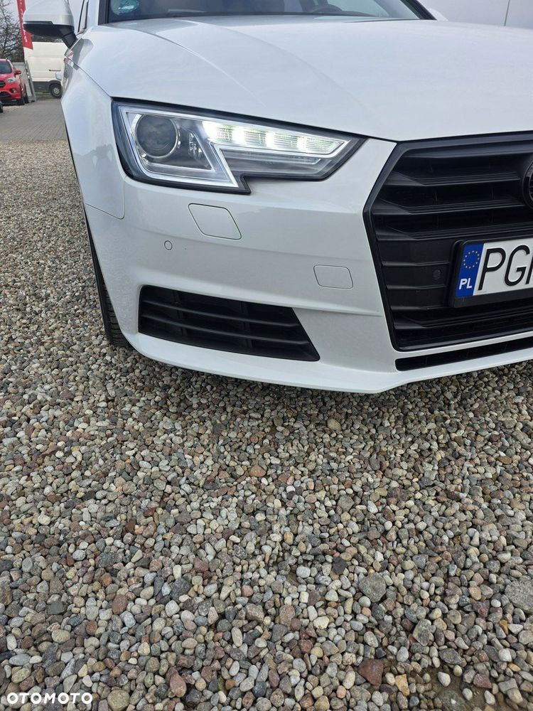 Audi A4 Avant 2.0 TDI DPF multitronic S line Sportpaket - 29