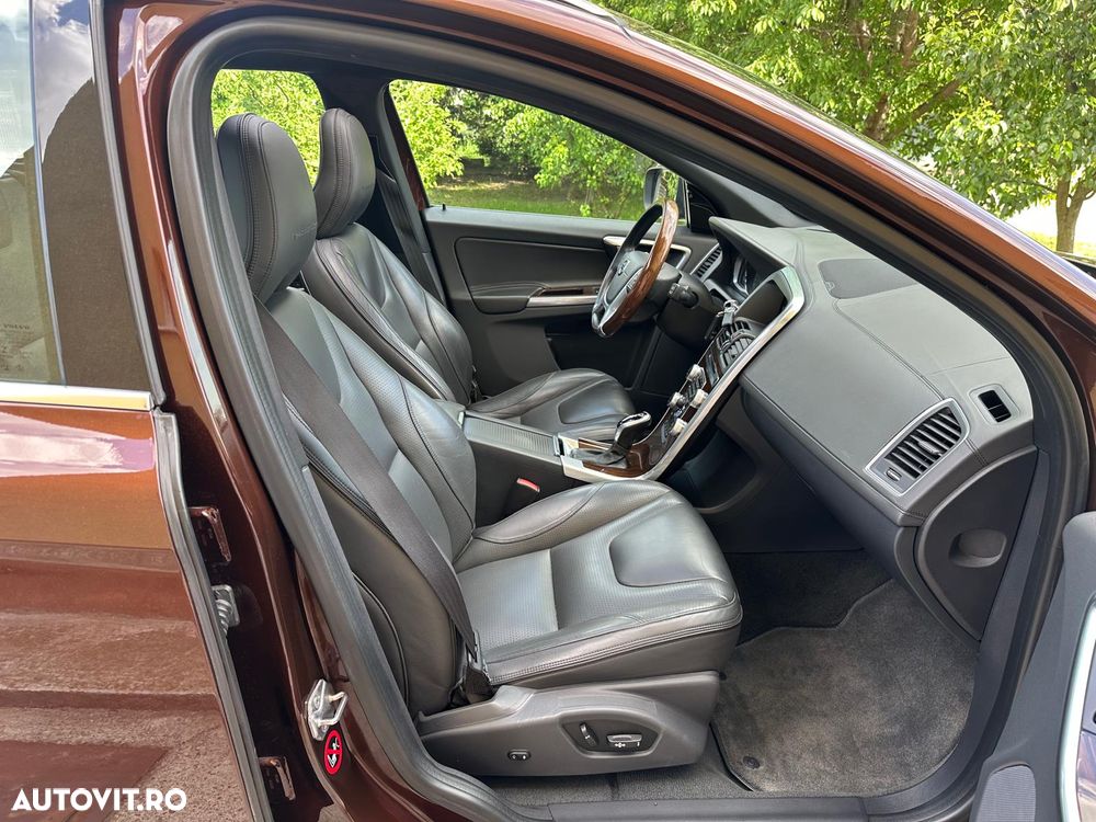 Volvo XC 60 - 16