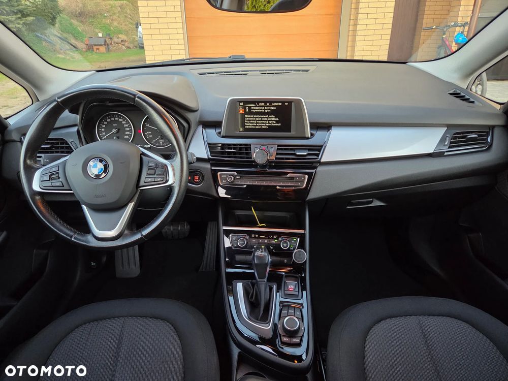 BMW Seria 2 220d Sport-Aut - 10