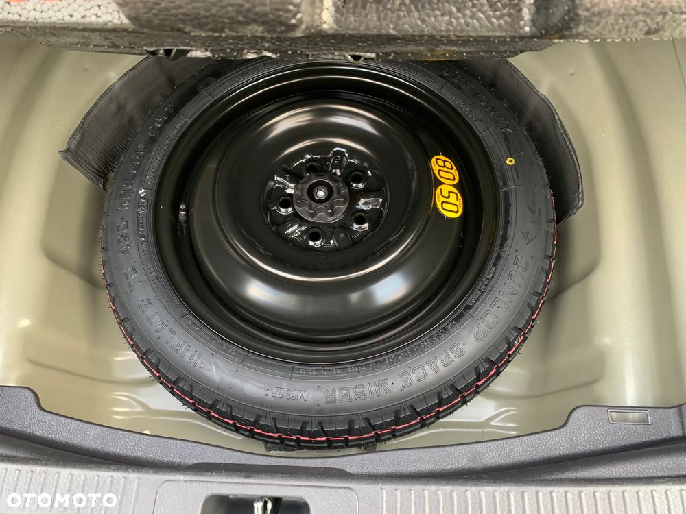 Toyota Camry 2.5 Hybrid Comfort CVT - 27
