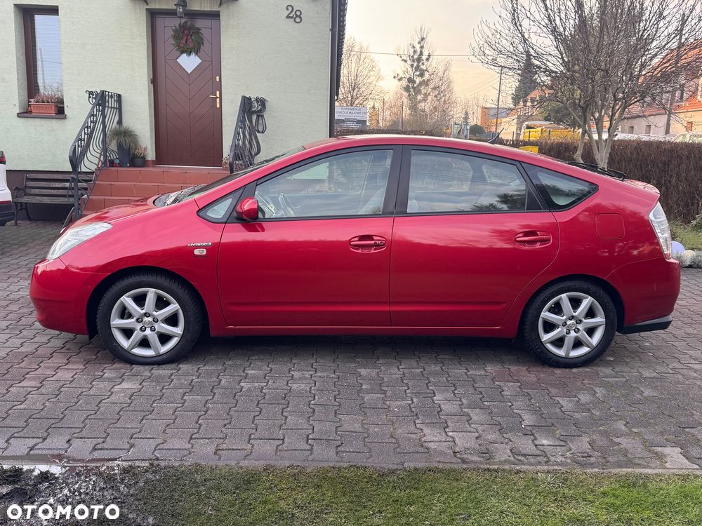 Toyota Prius 1.5 VVT-i Sol (nav) - 2