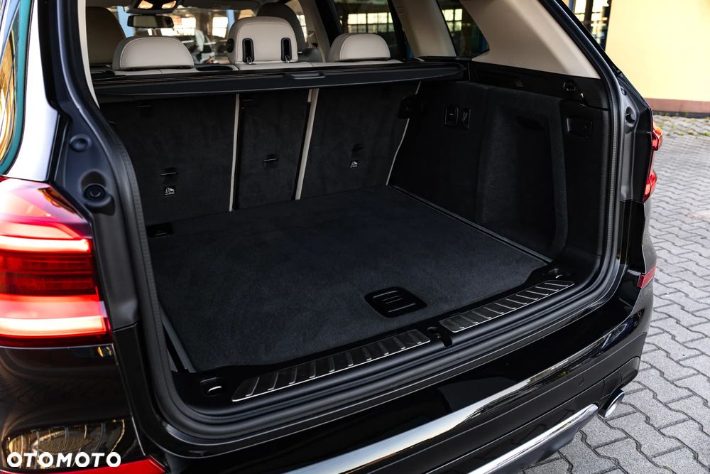 BMW X3 xDrive30i Luxury Line - 15