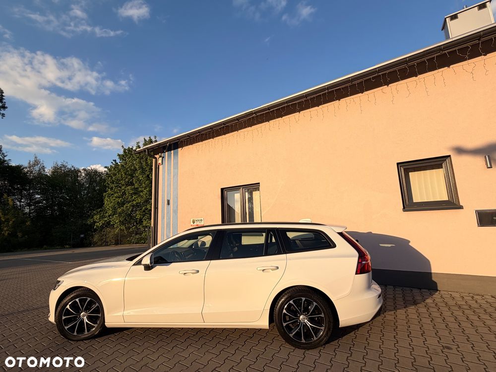 Volvo V60 T4 Geartronic Momentum Pro - 25