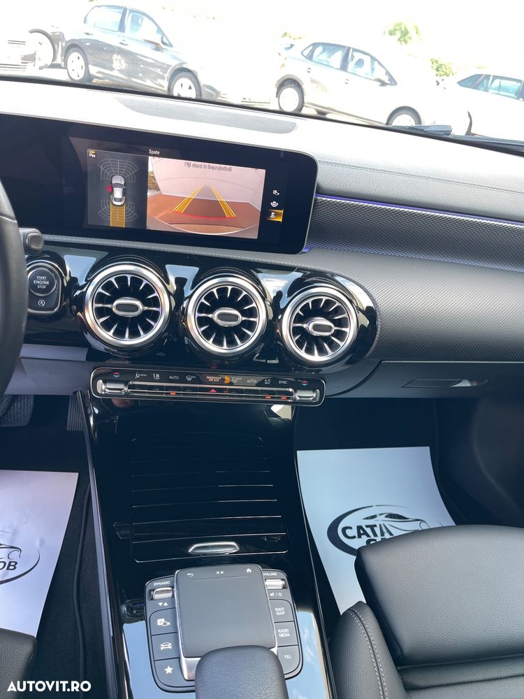 Mercedes-Benz CLA 180 - 32