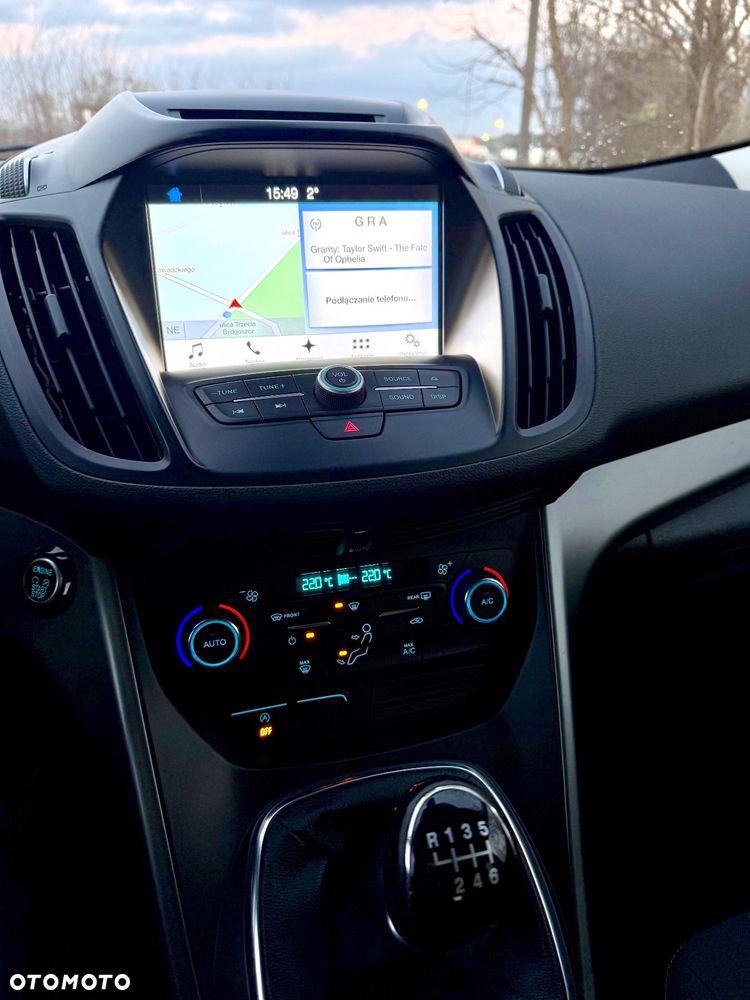 Ford Kuga 1.5 TDCi 2x4 Titanium - 11