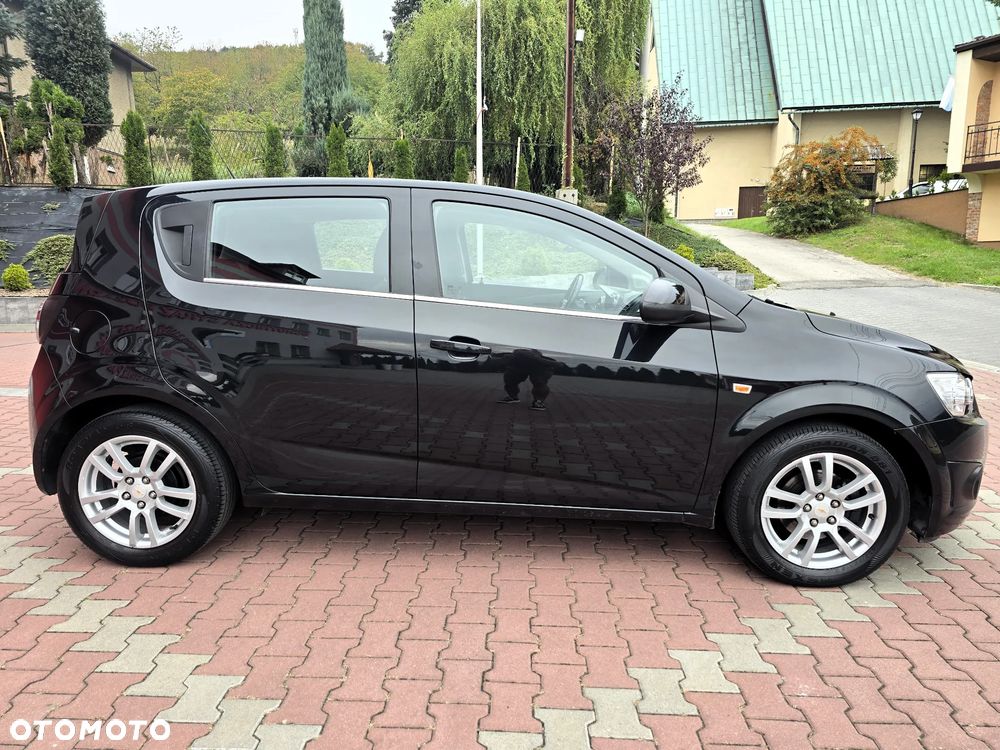 Chevrolet Aveo 1.6 LTZ S/S - 9