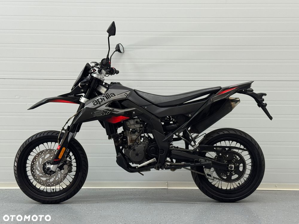 Aprilia SX - 12