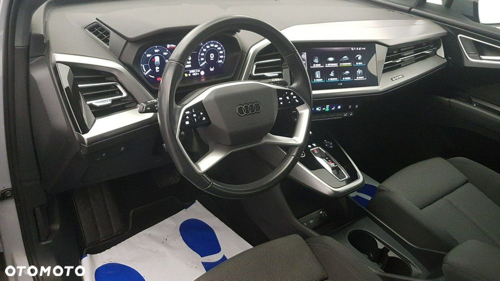 Audi Q4 e-tron - 21