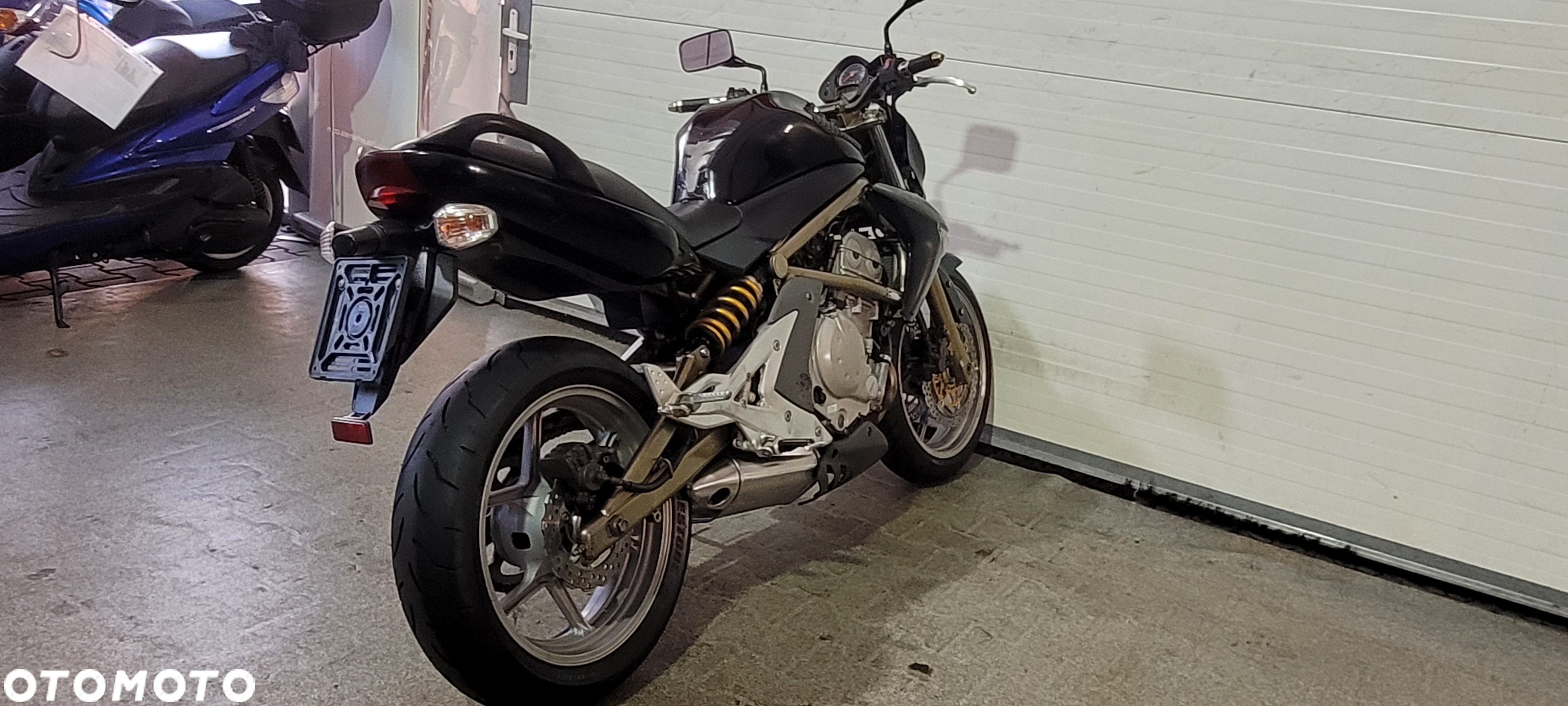 Kawasaki ER - 25