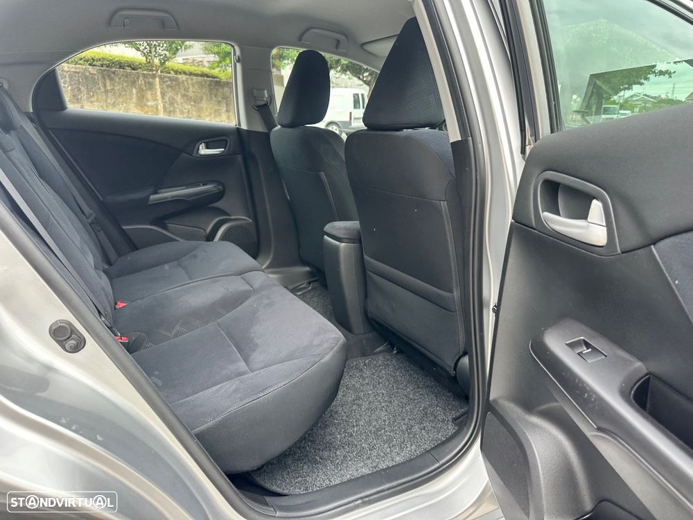 Honda Civic 1.6 i-DTEC Comfort - 37