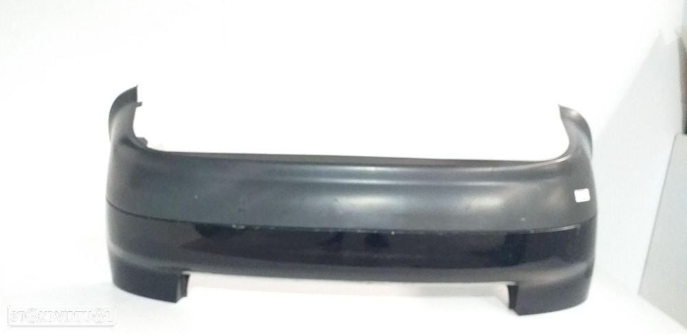 PARA-CHOQUES TRASEIRO AUDI A4 AVANT 8E - 1