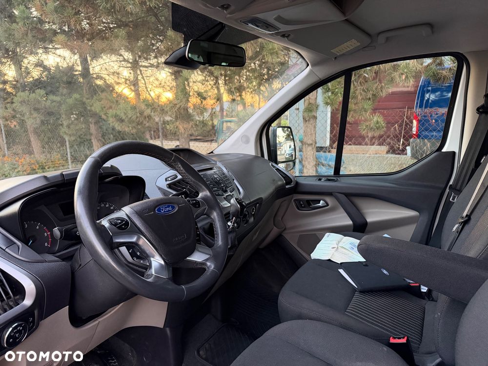 Ford Tourneo Custom 300 L2H1 VA Limited - 18