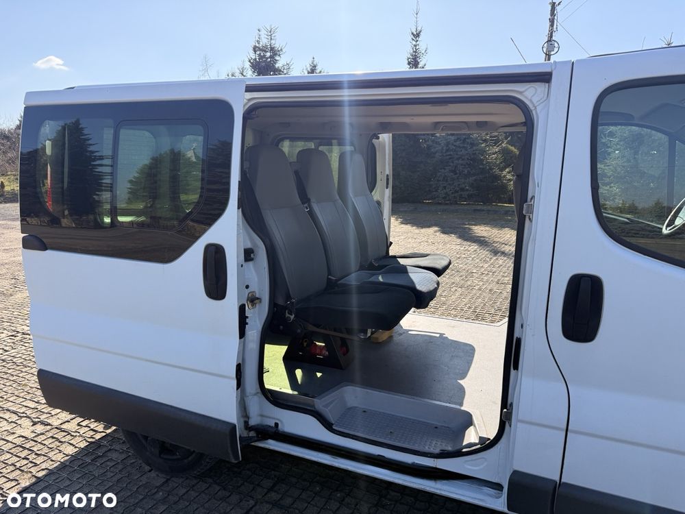 Renault Trafic - 9