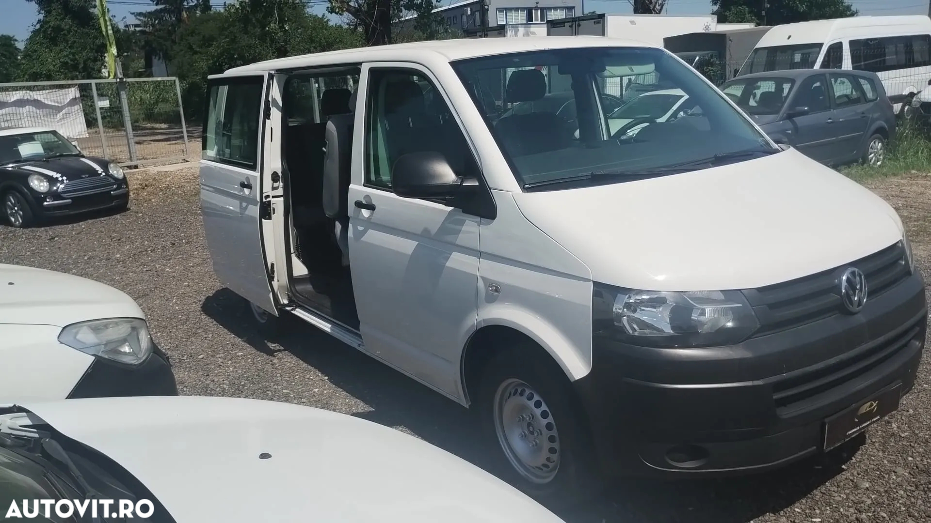 Volkswagen Transporter - 3