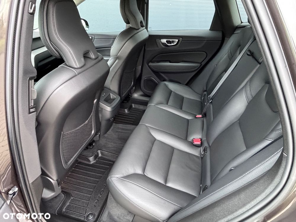 Volvo XC 60 - 20