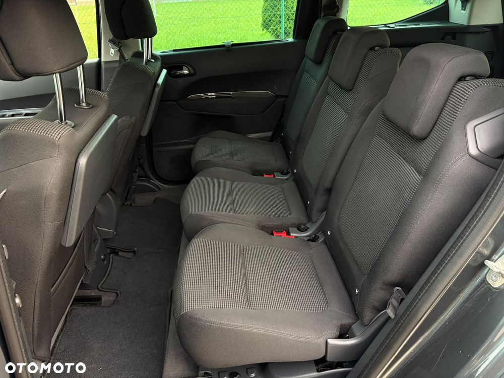 Peugeot 5008 2.0 HDi Family 7os - 17