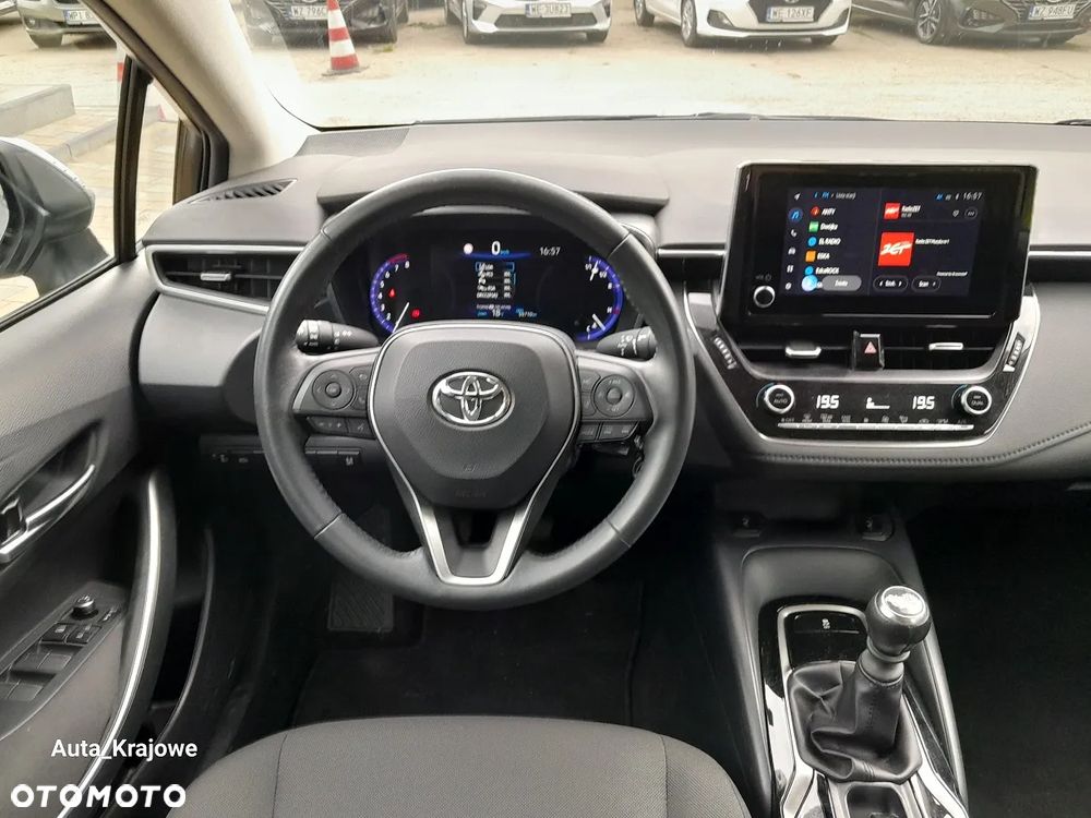 Toyota Corolla 1.5 Comfort - 11