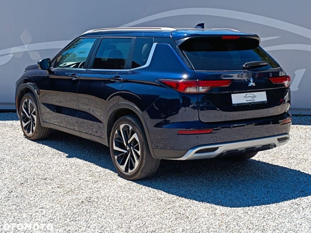 Mitsubishi Outlander - 15