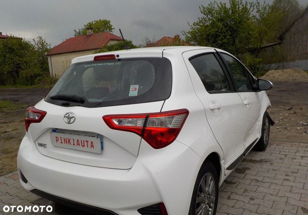 Toyota Yaris - 18