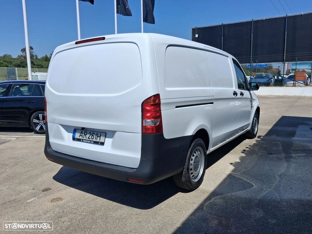 Mercedes-Benz Vito Furgão Standard 116CDI/32 - 4