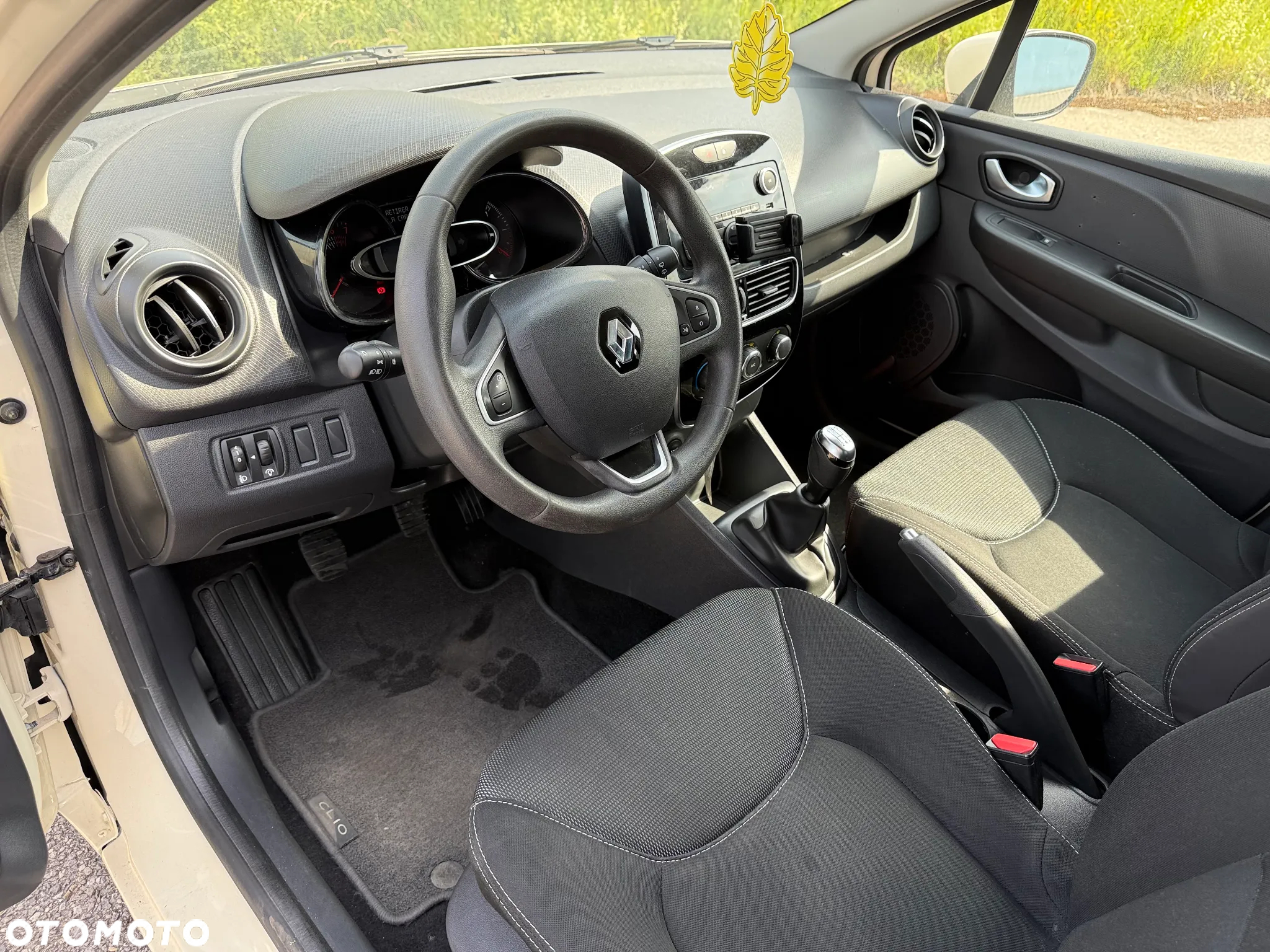 Renault Clio 1.2 16V 75 Life - 7