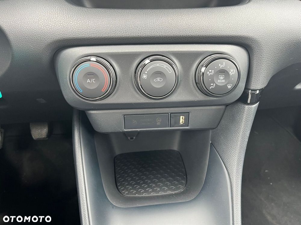 Toyota Yaris - 15