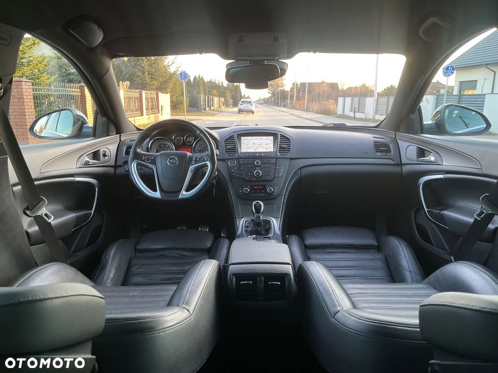 Opel Insignia - 22