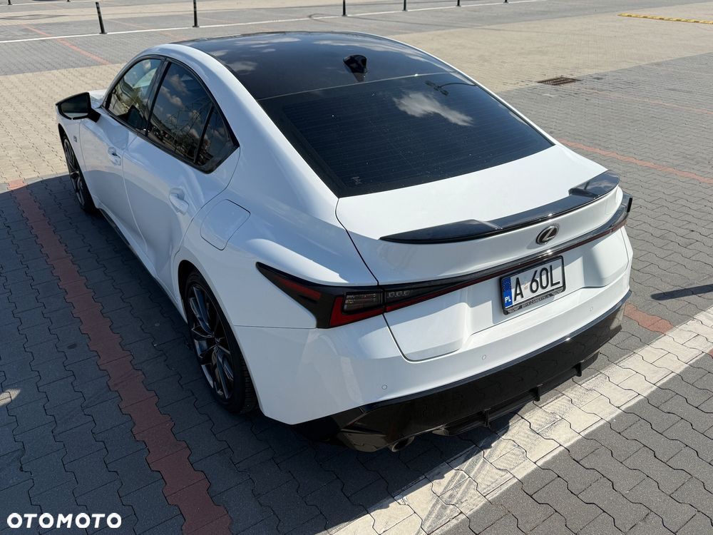 Lexus IS - 14