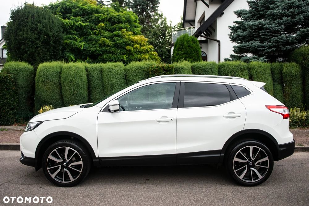 Nissan Qashqai 1.6 DIG-T Tekna - 11