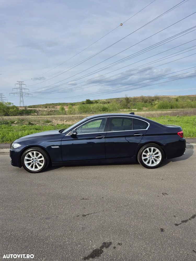 BMW Seria 5 525d xDrive AT - 5