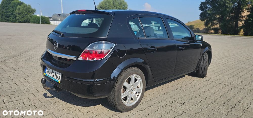 Opel Astra - 2