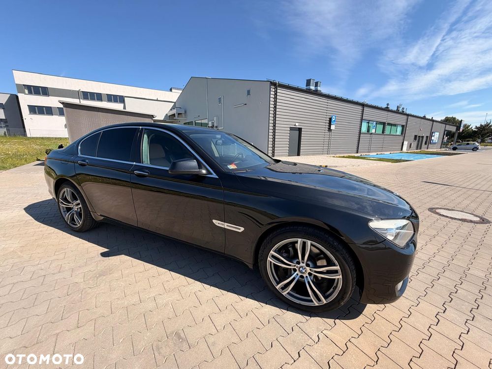 BMW Seria 7 740d xDrive - 7