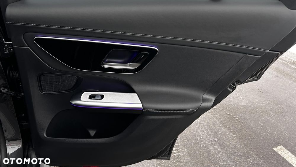 Mercedes-Benz GLC - 31