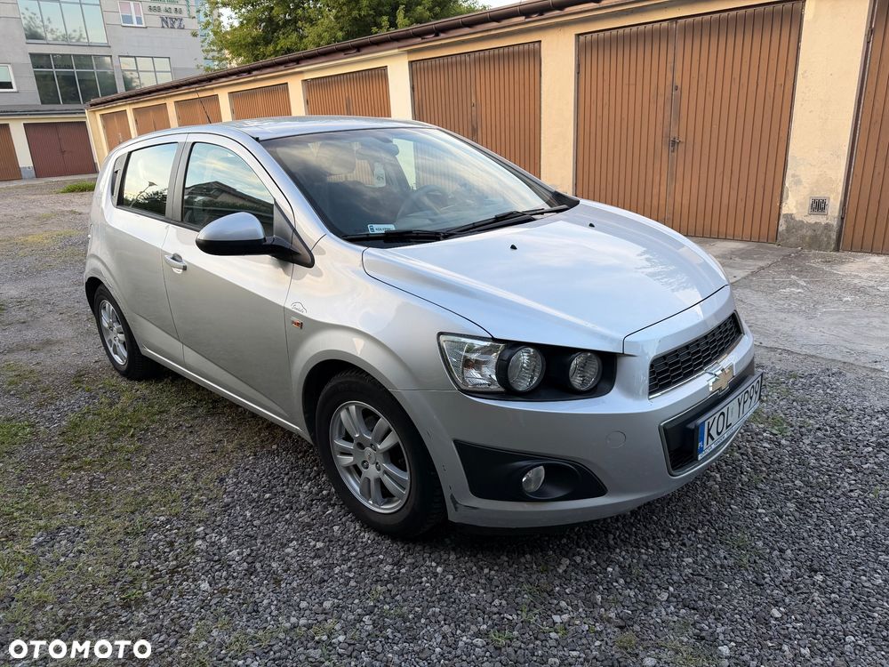 Chevrolet Aveo 1.4 16V LT - 2