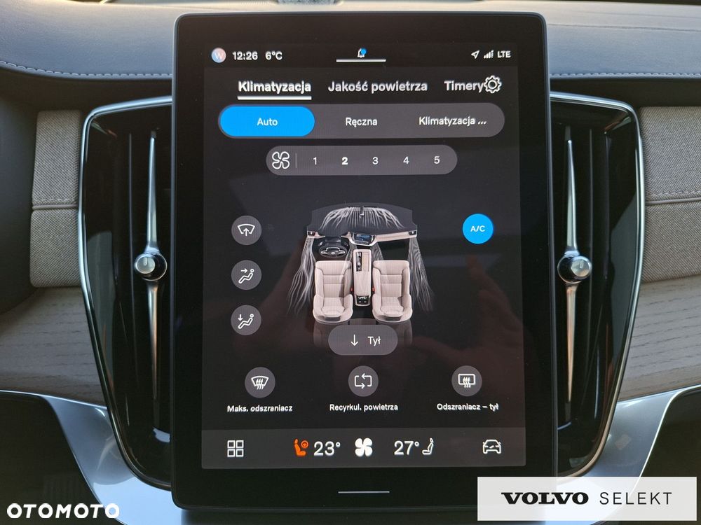 Volvo XC 90 - 22