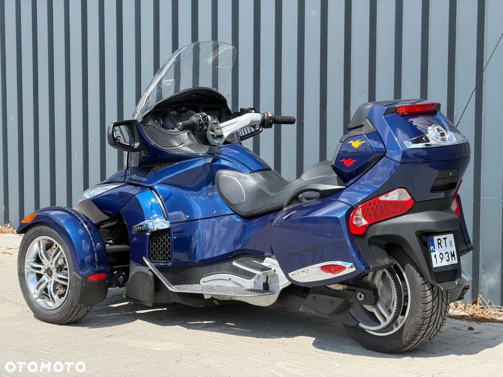 Can-Am Spyder - 6