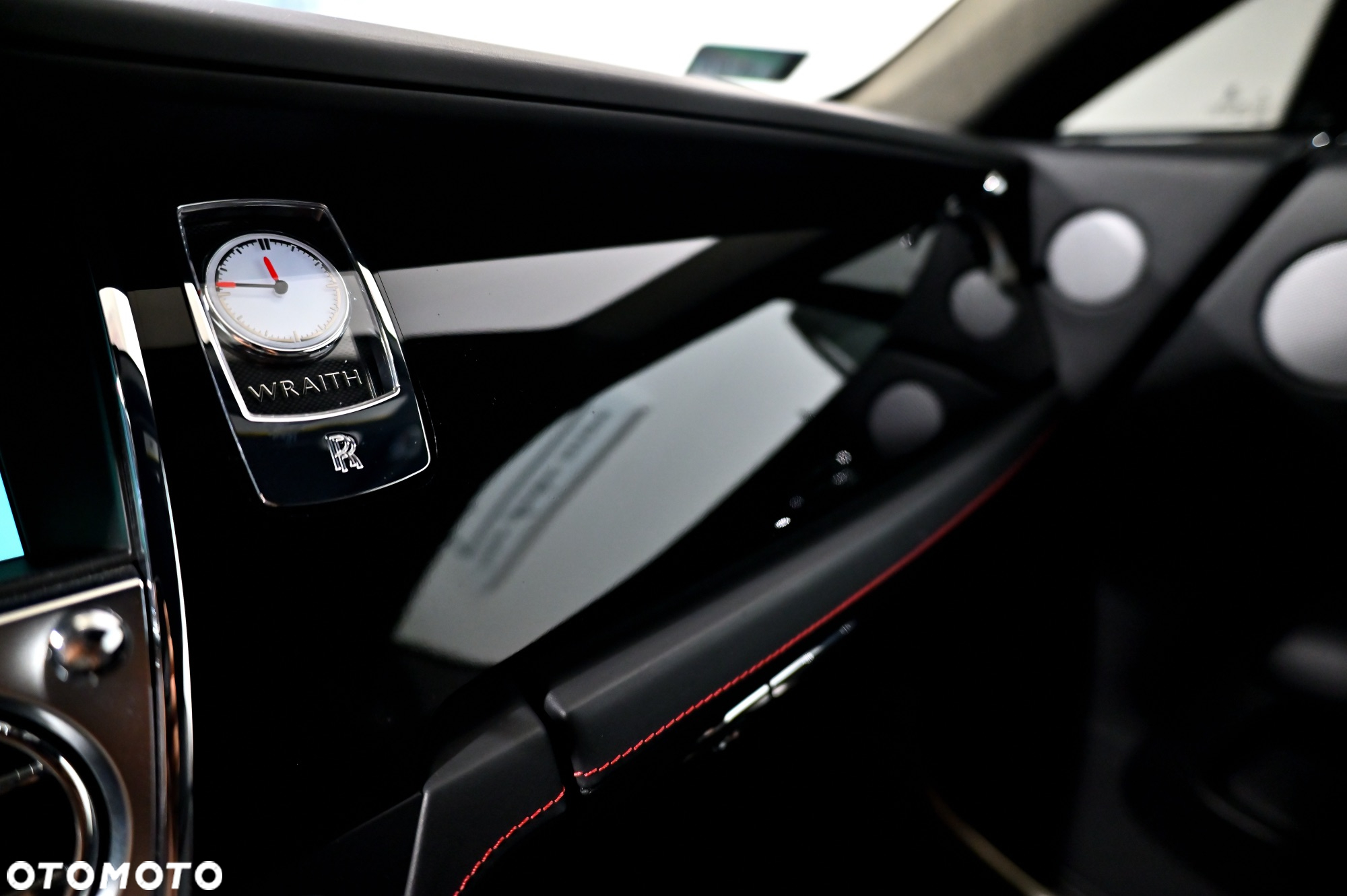 Rolls-Royce Wraith Standard - 28