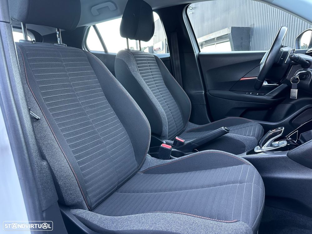 Peugeot 2008 PureTech 130 EAT8 Active - 22