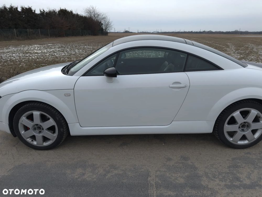 Audi TT Coupé 1.8T - 17