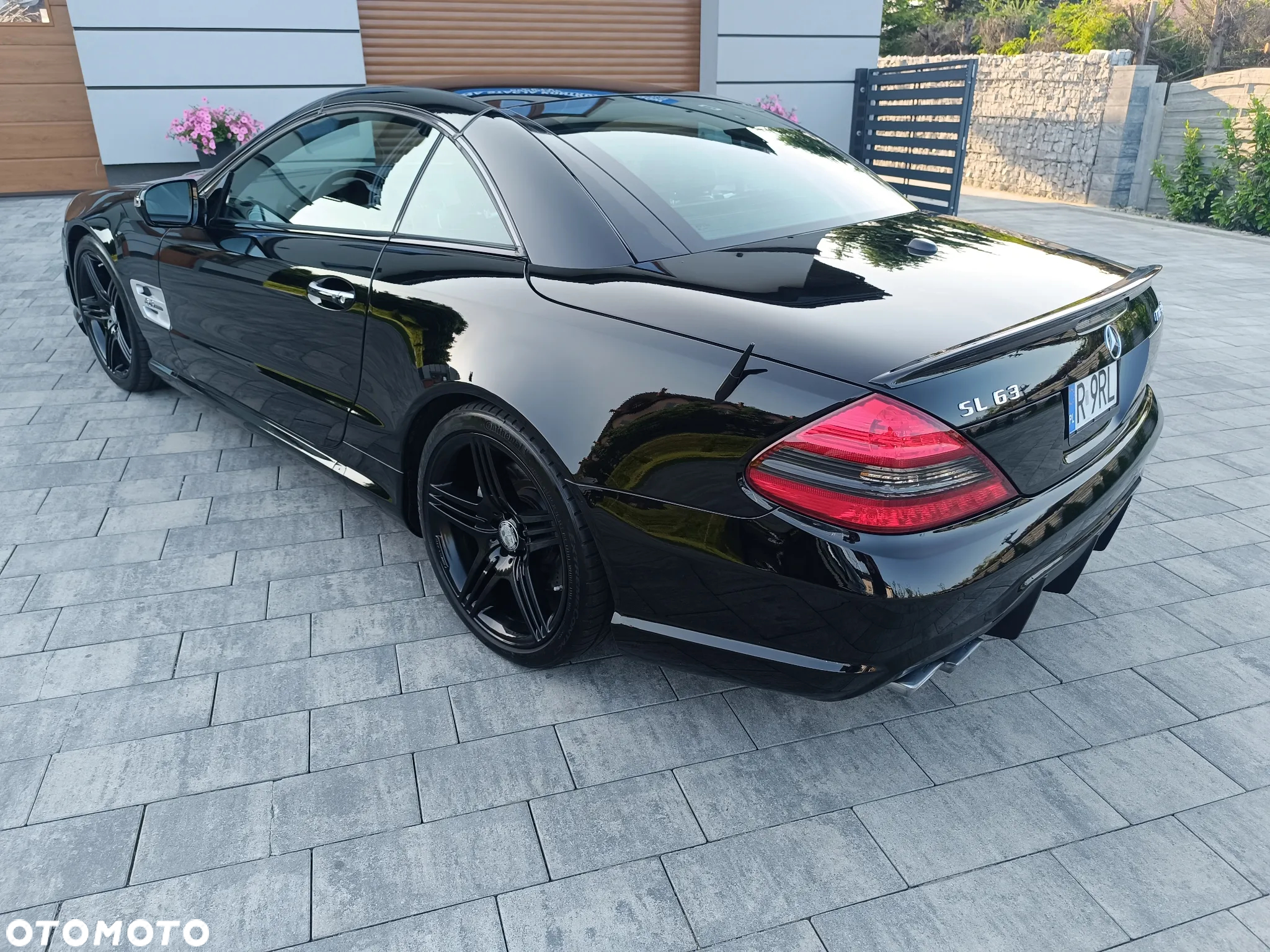 Mercedes-Benz SL 63 AMG - 9