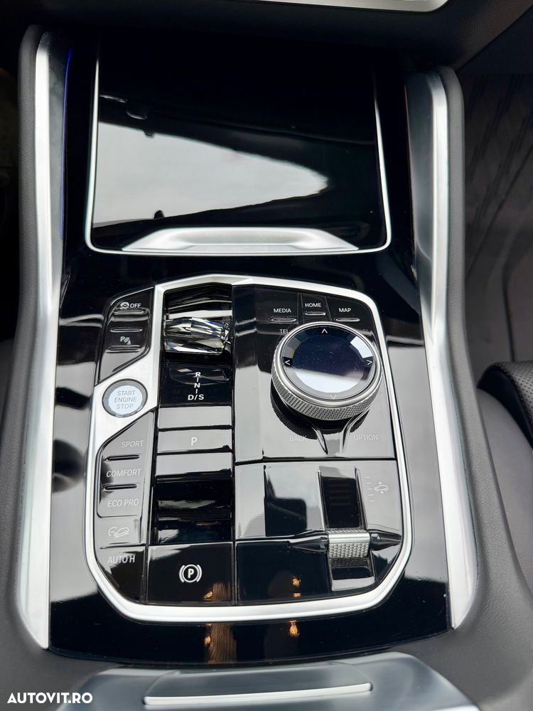 BMW X6 xDrive40i AT MHEV - 13