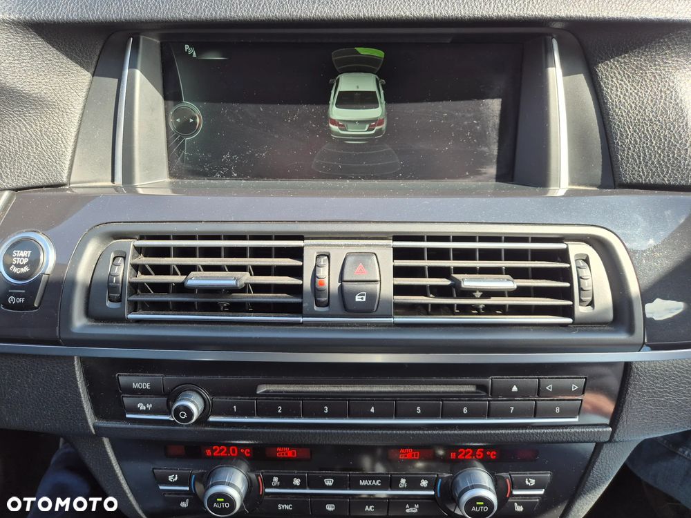 BMW Seria 5 520d xDrive Luxury Line - 23