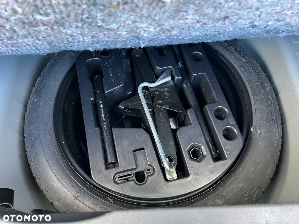 Renault Captur ENERGY TCe 120 LIMITED - 29