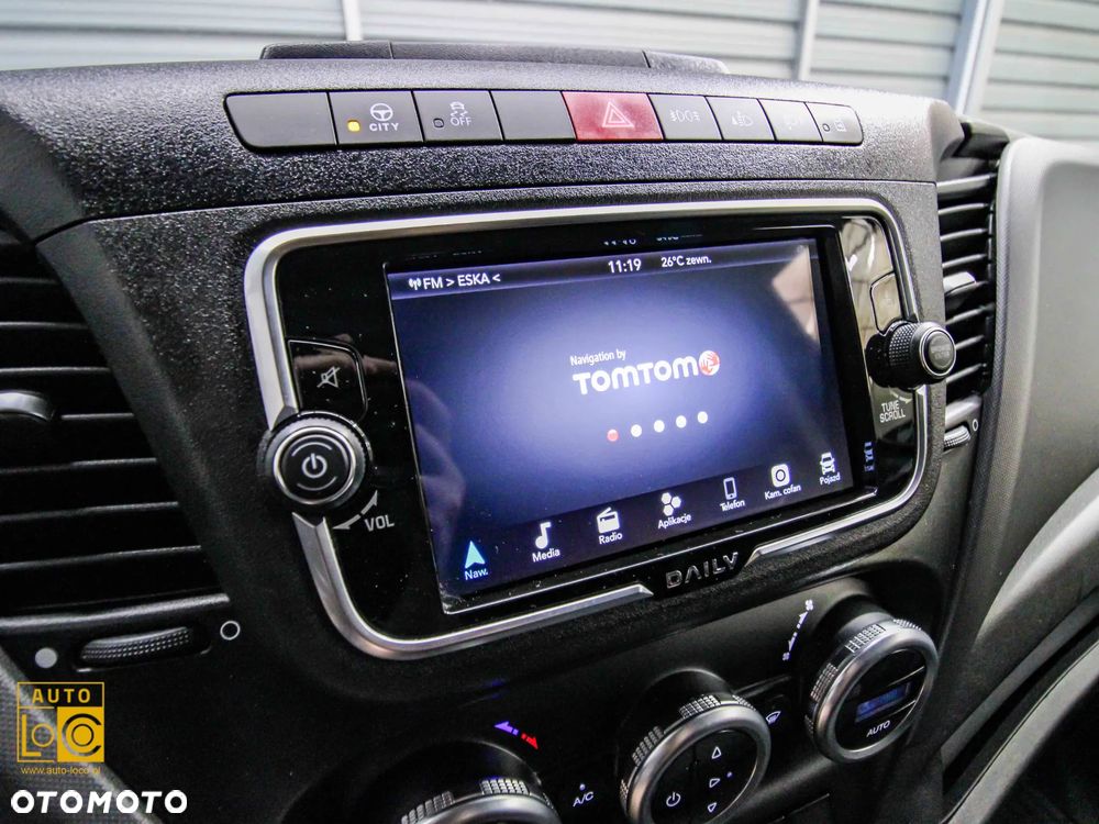 Iveco DAILY 35S18 FURGON MAX + 3,0D + AUTOMAT - 16