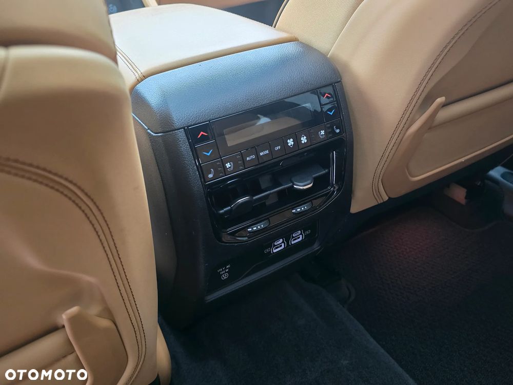 Jeep Grand Cherokee 3.6 V6 Pentastar 4WD Automatik Summit - 29