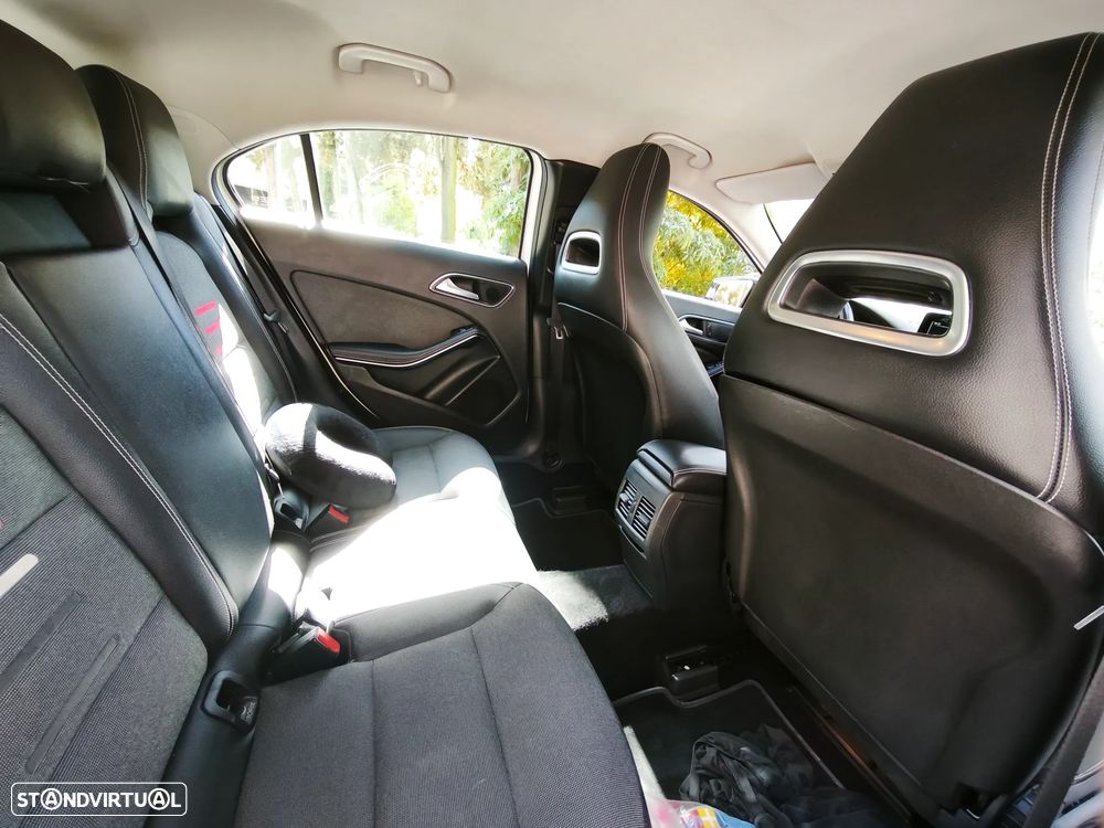 Mercedes-Benz A 160 CDI Urban - 12